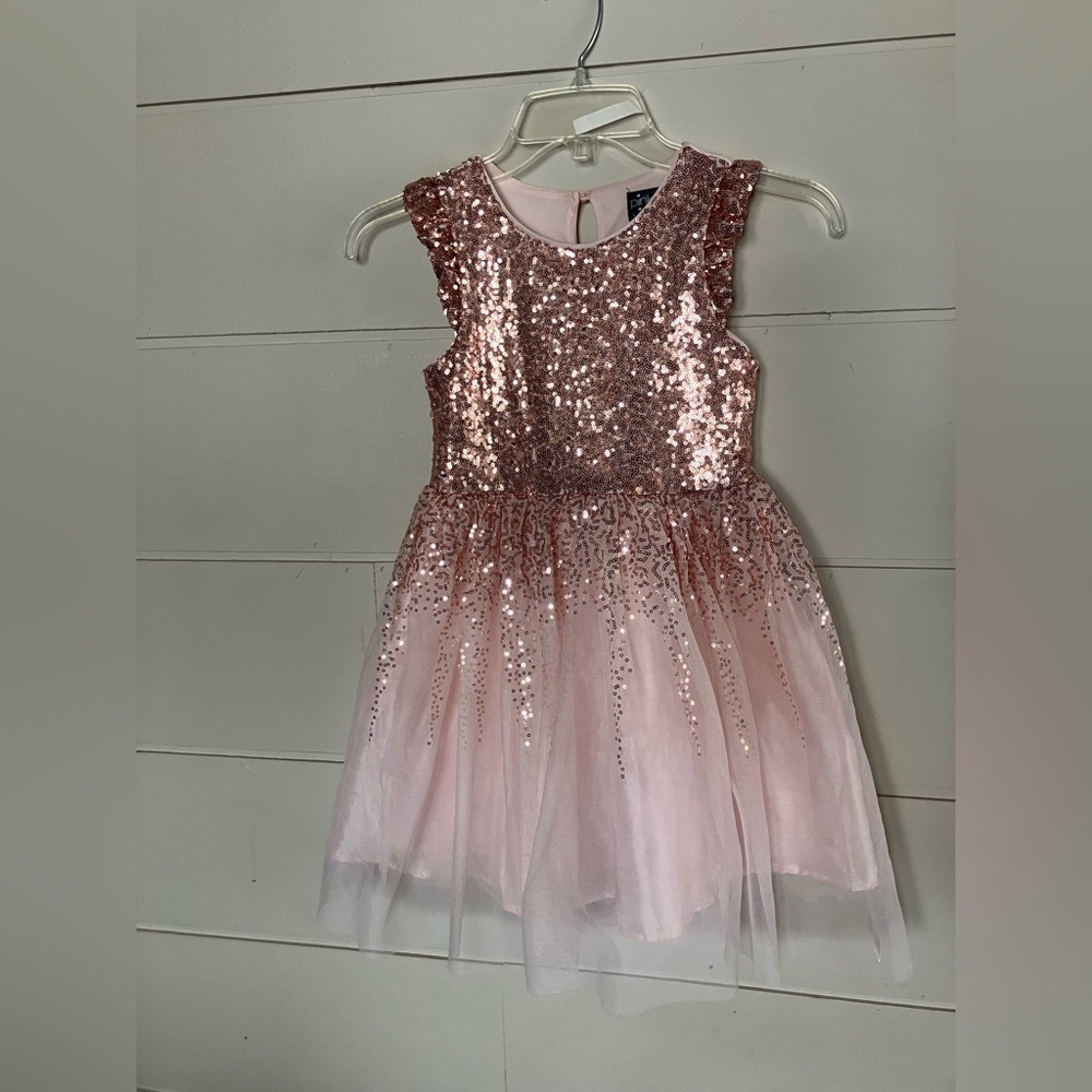 Girl’s Pink Sequin Tulle Dress size 6Y